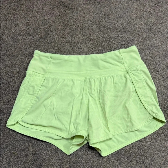 Lululemon Run Times Mid-Rise Short 4” size 4 Neon Green - Picture 3 of 6